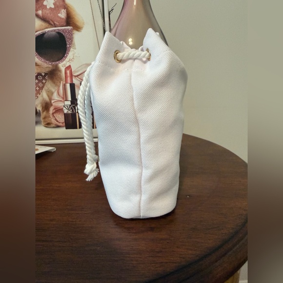 Christian Dior White Pouch with Gold Accents NEW - Picture 4 of 10